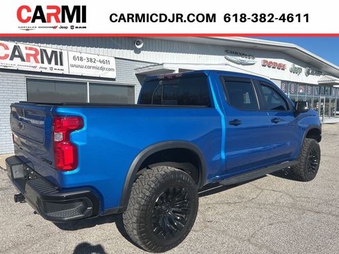 Used 2022 Chevrolet Silverado 1500 ZR2 w/ Technology Package image 6