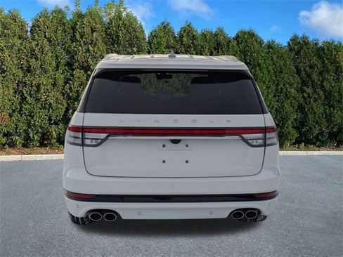 Used 2021 Lincoln Aviator Grand Touring w/ Elements Package Plus image 5