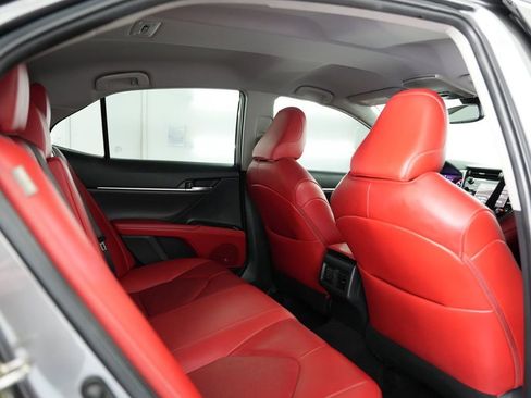 Used 2019 Toyota Camry XSE w/ Carpet Mat Package FWD image 37