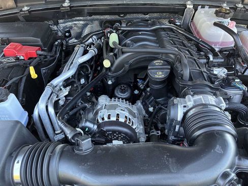 Used 2024 Jeep Wrangler Unlimited Sport AWD/4WD image 18