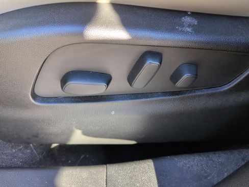 Used 2023 Cadillac XT4 Luxury w/ Cold Weather Package image 26