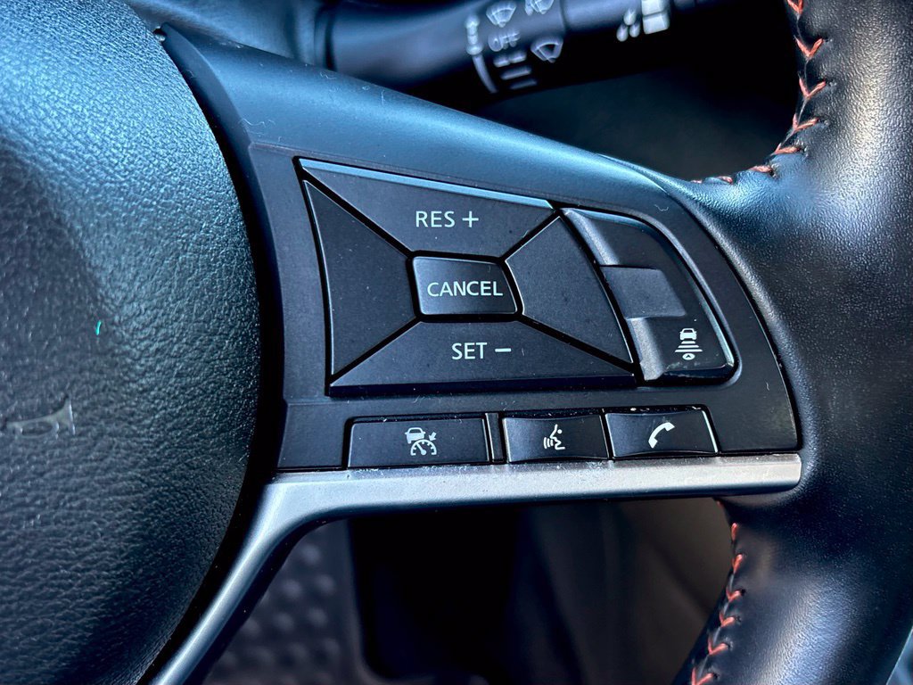 Used 2025 Nissan Sentra SR FWD image 21