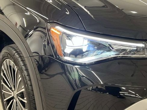 New 2026 Volkswagen Taos SE FWD image 7