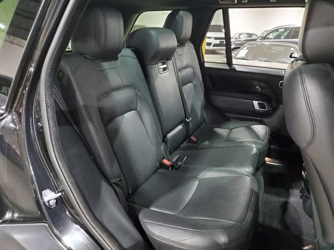 Used 2018 Land Rover Range Rover HSE AWD/4WD image 21