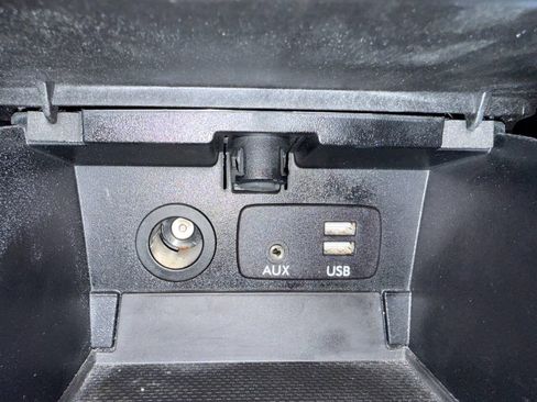 Used 2016 Subaru Legacy 2.5i Limited w/ Protection Package #1 (Disc) AWD/4WD image 16