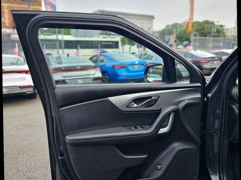 Used 2019 Chevrolet Blazer LT image 10