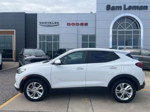 Used 2021 Buick Encore GX Preferred image 3