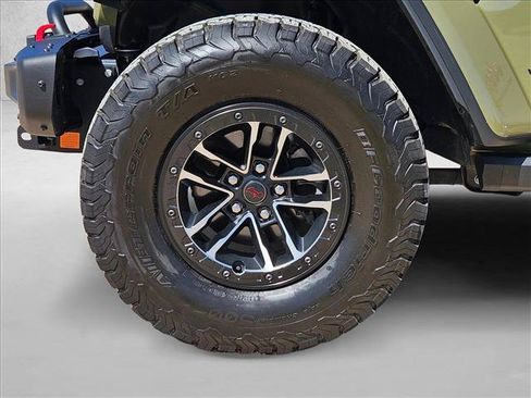 Used 2026 Jeep Wrangler Rubicon AWD/4WD image 23