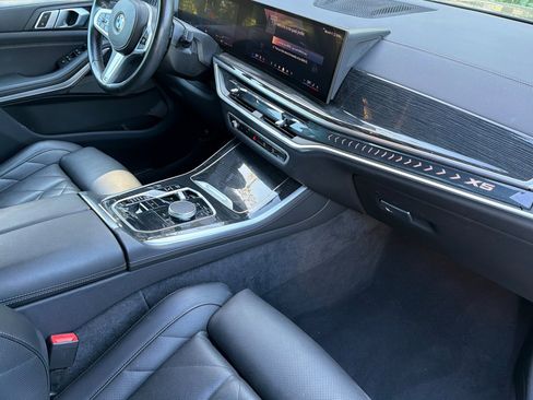 Certified 2025 BMW X5 sDrive40i w/ M Sport Package image 19