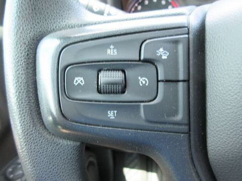 Certified 2022 Chevrolet Silverado 1500 Custom AWD/4WD image 24