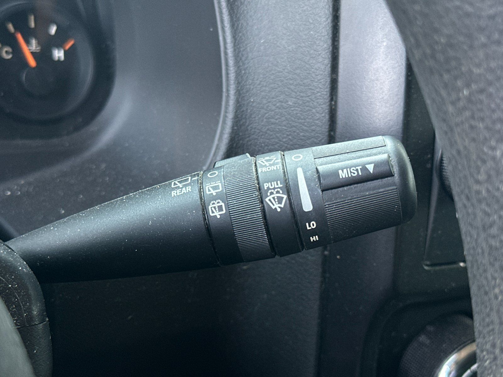 Used 2015 Jeep Patriot Sport FWD image 20