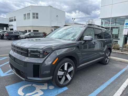 Used 2026 Hyundai Santa Fe Limited image 4