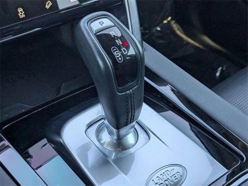 Used 2021 Land Rover Discovery Sport SE image 20