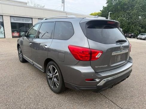 Used 2020 Nissan Pathfinder Platinum AWD/4WD image 3