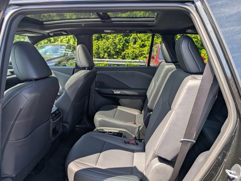 New 2026 Lexus TX 350 AWD image 12