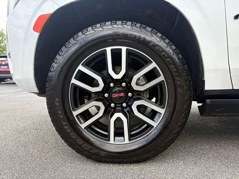 Used 2022 GMC Yukon AT4 w/ Max Trailering Package AWD/4WD image 15