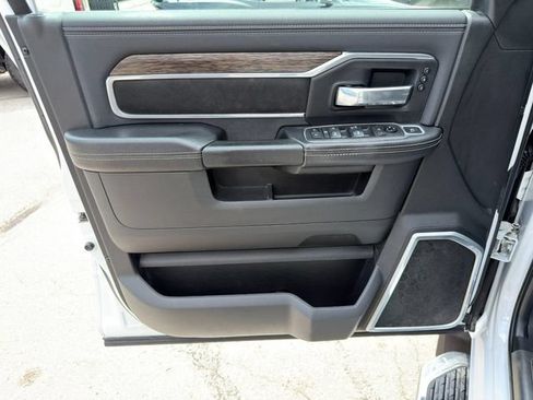 Used 2021 RAM 2500 Laramie AWD/4WD image 16