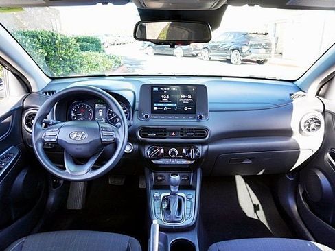 Certified 2023 Hyundai Kona SEL FWD image 17