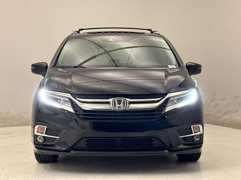 Used 2019 Honda Odyssey Touring image 3