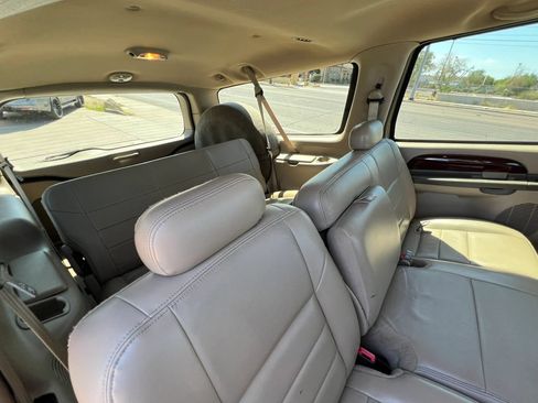 Used 2003 Ford Excursion Limited AWD/4WD image 27