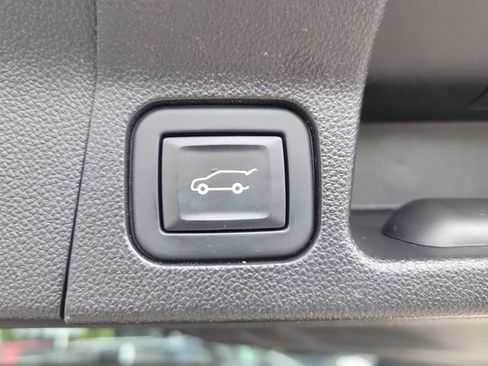 Used 2021 GMC Acadia SLE w/ Driver Convenience Package AWD/4WD image 9