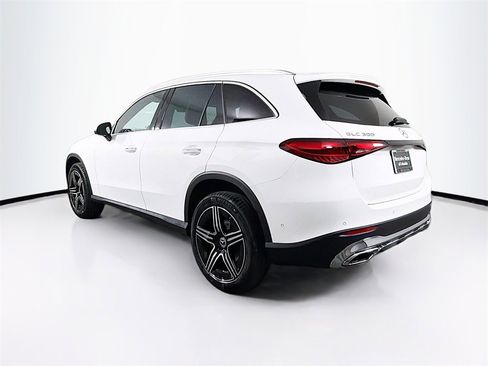 New 2026 Mercedes-Benz GLC 300 4MATIC image 5