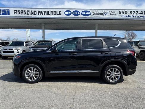 Used 2019 Hyundai Santa Fe SE image 7