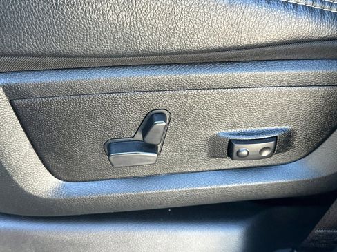 Used 2024 RAM 3500 Laramie w/ Sport Appearance Package image 14