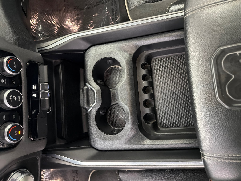 Used 2024 RAM 1500 Laramie RWD image 31