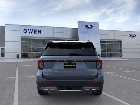 New 2026 Ford Explorer Active w/ Active Comfort Package AWD/4WD image 5
