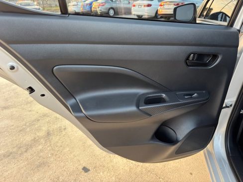 Used 2021 Nissan Versa S image 15