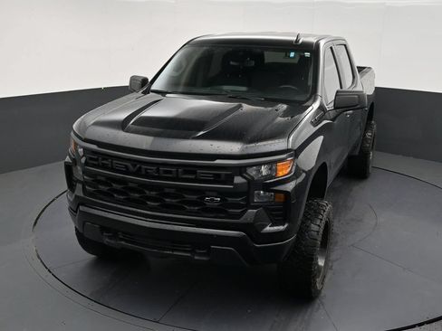 Used 2025 Chevrolet Silverado 1500 Custom w/ Turbomax Blackout Package RWD image 18