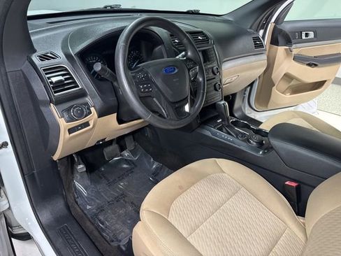 Used 2017 Ford Explorer 4WD image 12