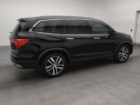 Used 2016 Honda Pilot Touring image 10