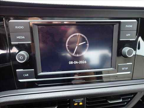 Used 2019 Volkswagen Jetta FWD image 17
