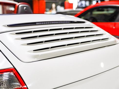Used 2006 Porsche 911 Carrera S RWD image 10