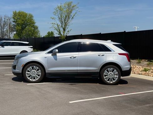 Used 2019 Cadillac XT5 Premium Luxury image 16