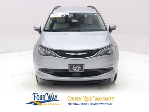 Used 2021 Chrysler Voyager Lxi FWD image 10