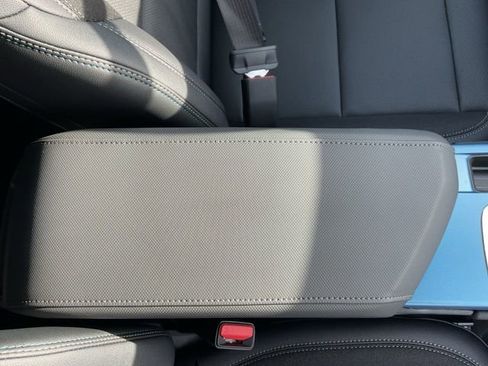 New 2026 Chevrolet Equinox EV LT image 18