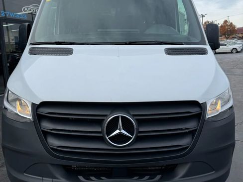 Used 2023 Mercedes-Benz Sprinter 2500 image 5