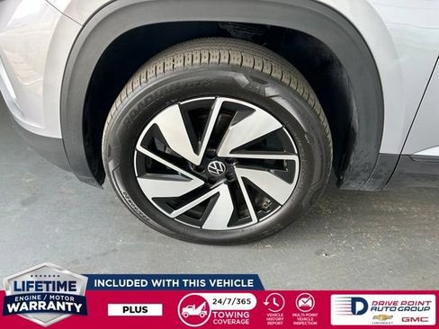 Used 2025 Volkswagen Atlas SE AWD/4WD image 8