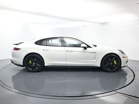 Used 2018 Porsche Panamera 4 image 16