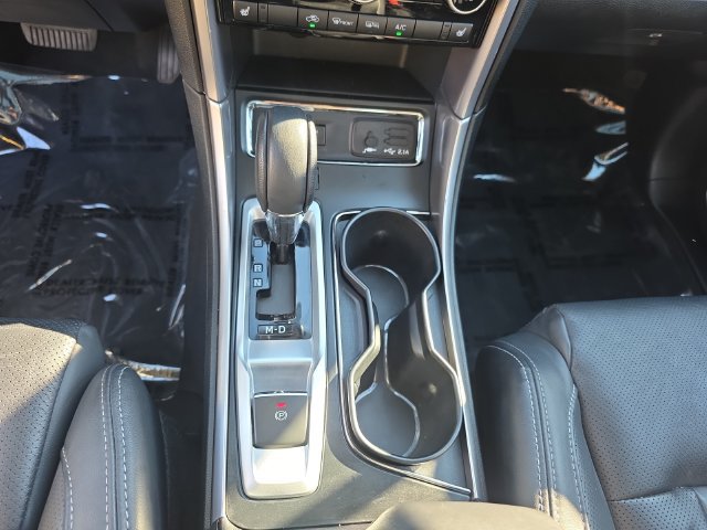 Used 2022 Subaru Ascent Limited w/ Technology Package AWD/4WD image 18