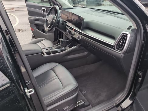 Used 2024 Kia Sorento EX image 13