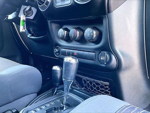 Used 2011 Jeep Wrangler Sport AWD/4WD image 34