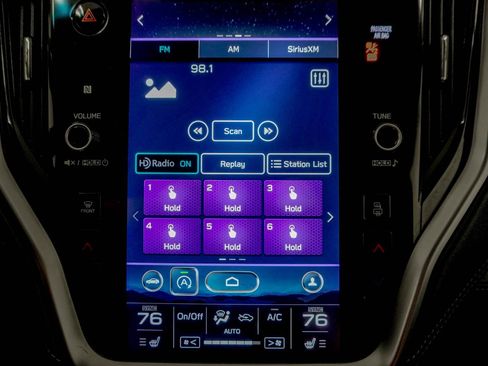 Used 2020 Subaru Outback Limited image 21