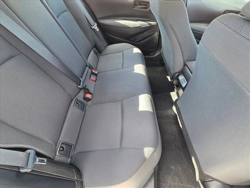 Certified 2025 Toyota Corolla LE image 18