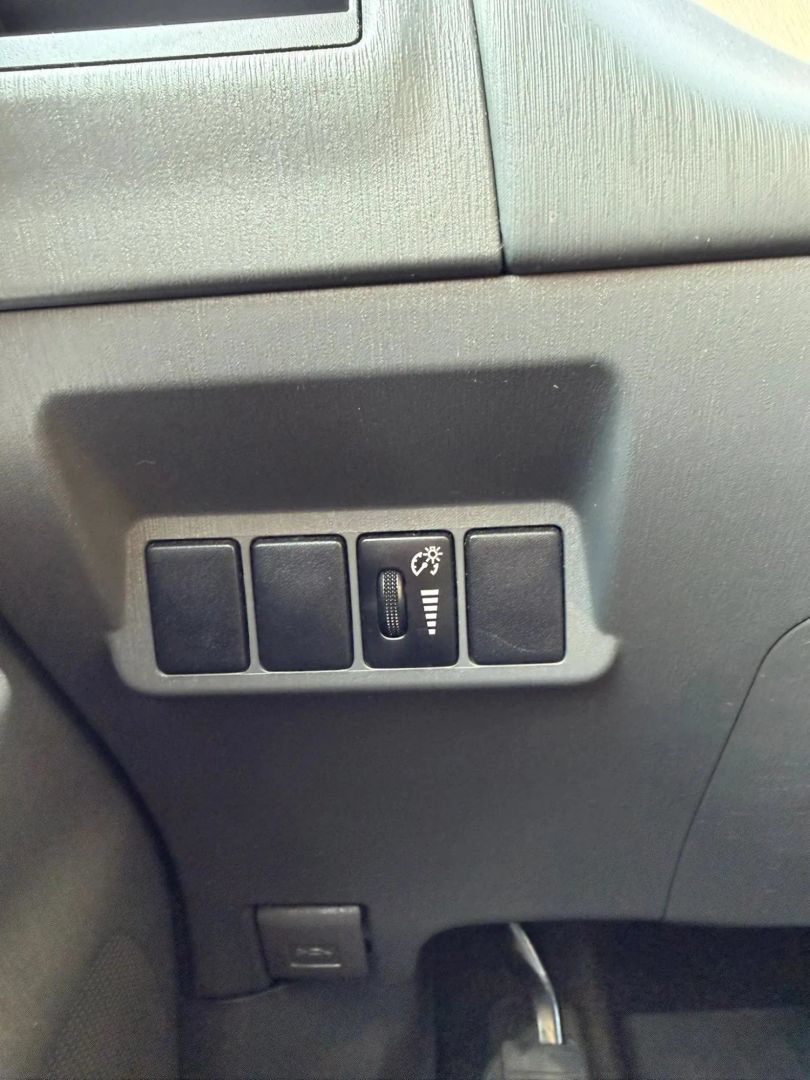 Used 2012 Toyota Prius V Three FWD image 27