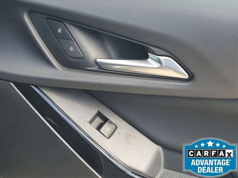 Used 2025 Chevrolet Equinox LT w/ Convenience Package II image 50