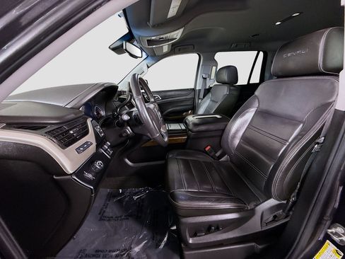 Used 2018 GMC Yukon Denali RWD image 21